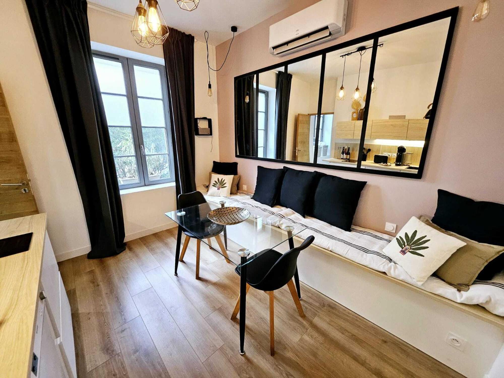 La Maison Grivolas Appartements Et Maison D'Hotes Авиньон Экстерьер фото