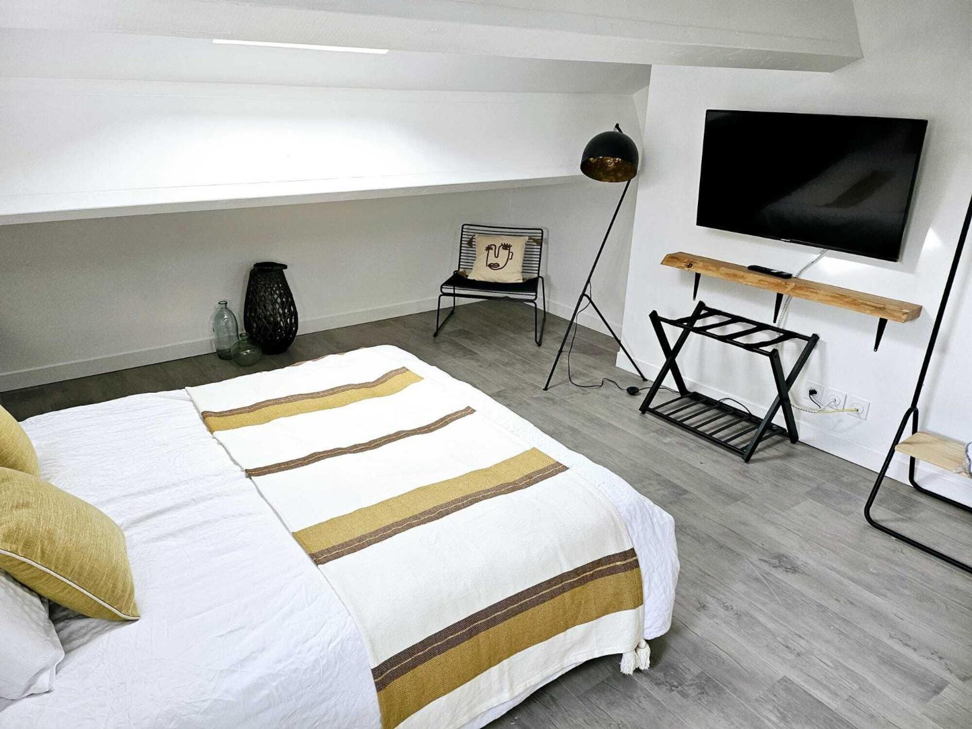 La Maison Grivolas Appartements Et Maison D'Hotes Авиньон Номер фото