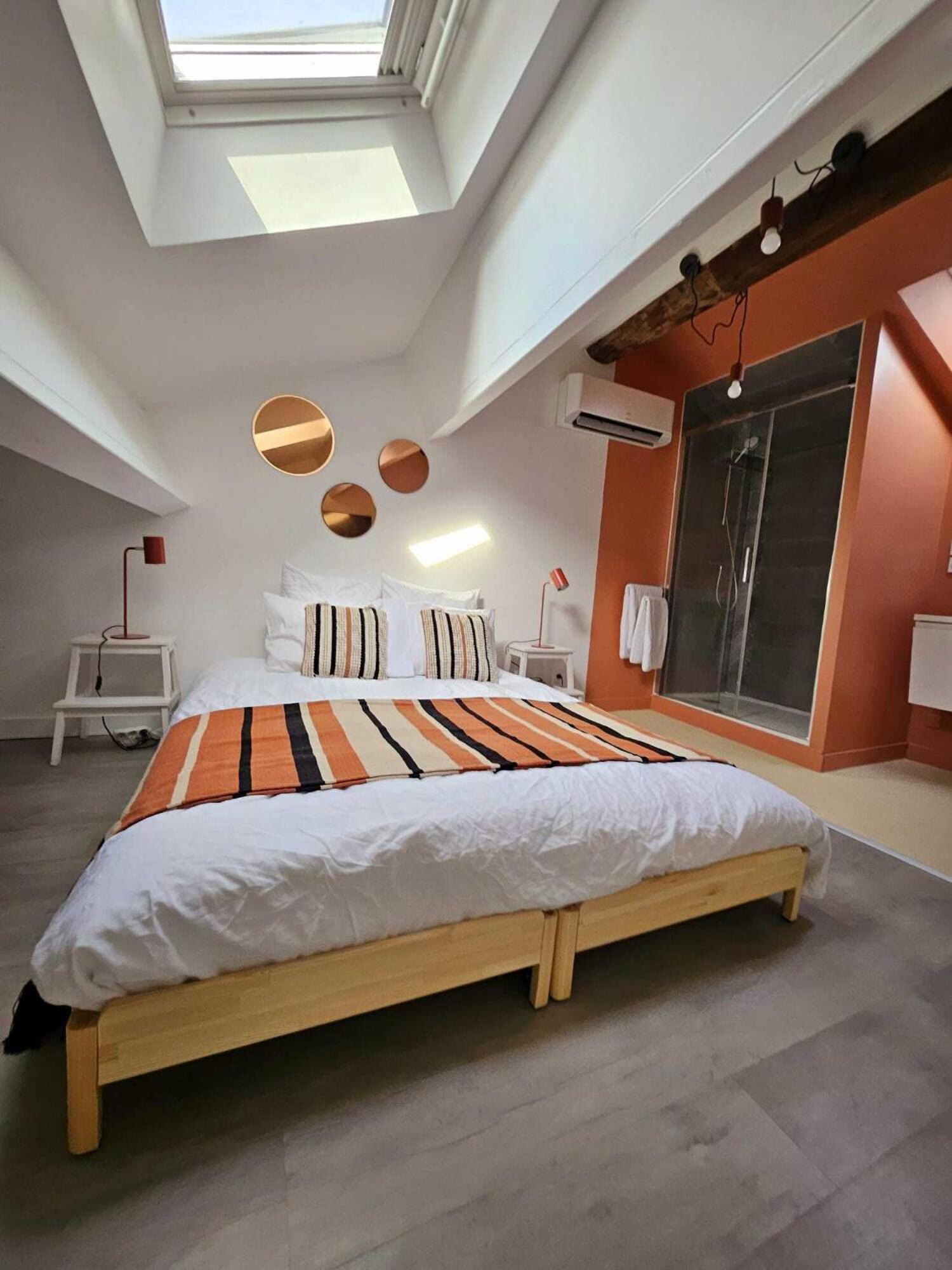 La Maison Grivolas Appartements Et Maison D'Hotes Авиньон Номер фото