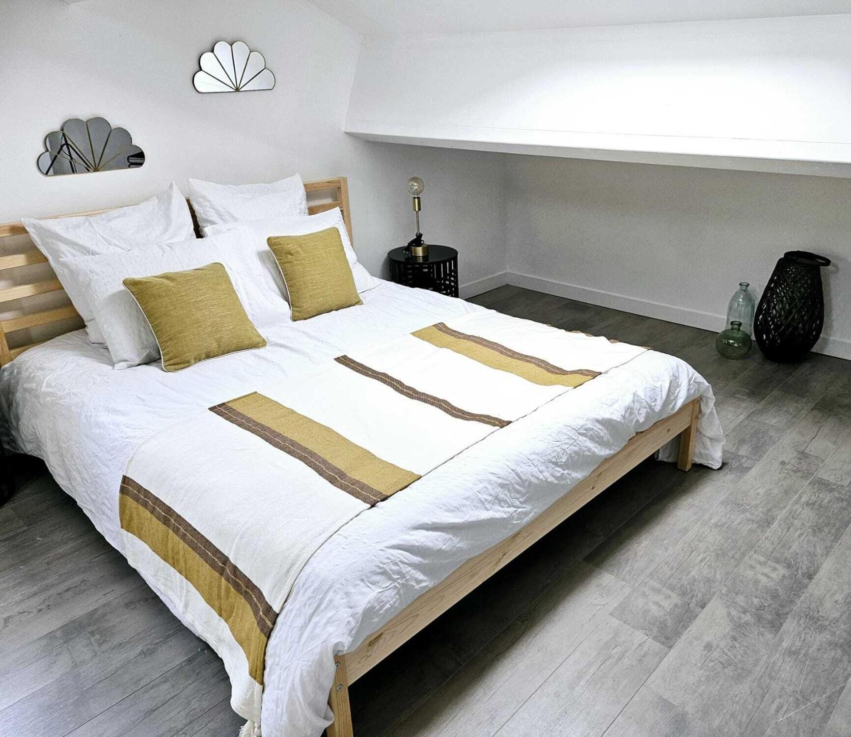 La Maison Grivolas Appartements Et Maison D'Hotes Авиньон Номер фото