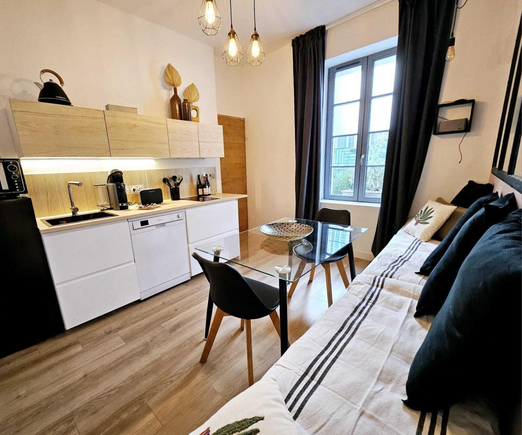 La Maison Grivolas Appartements Et Maison D'Hotes Авиньон Номер фото