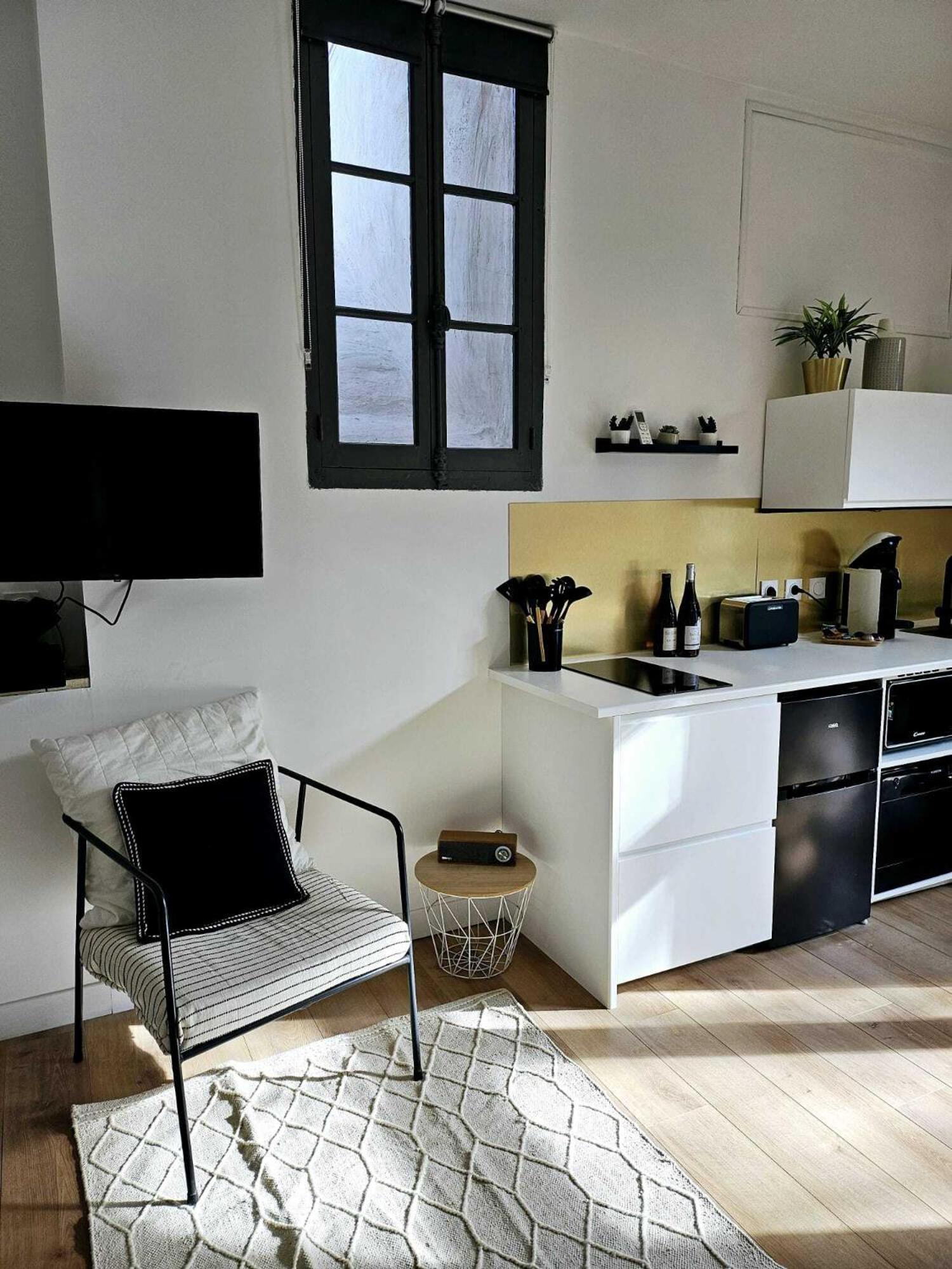 La Maison Grivolas Appartements Et Maison D'Hotes Авиньон Номер фото